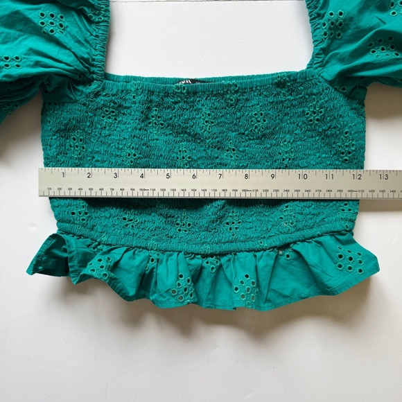 Zara Smocked Cropped Top Eyelet Ruffle Trim Green Puff Sleeve Boho Square Sz XS - Picture 7 of 14